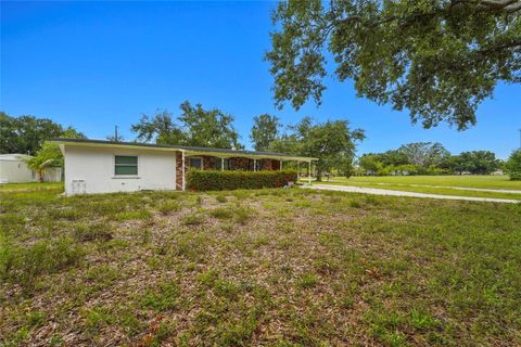 Photo of 5320 41st Avenue W, Bradenton, FL 34209 (MLS # A4696224)