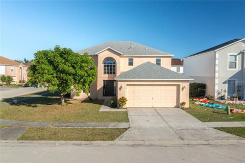 A home in WINTER HAVEN