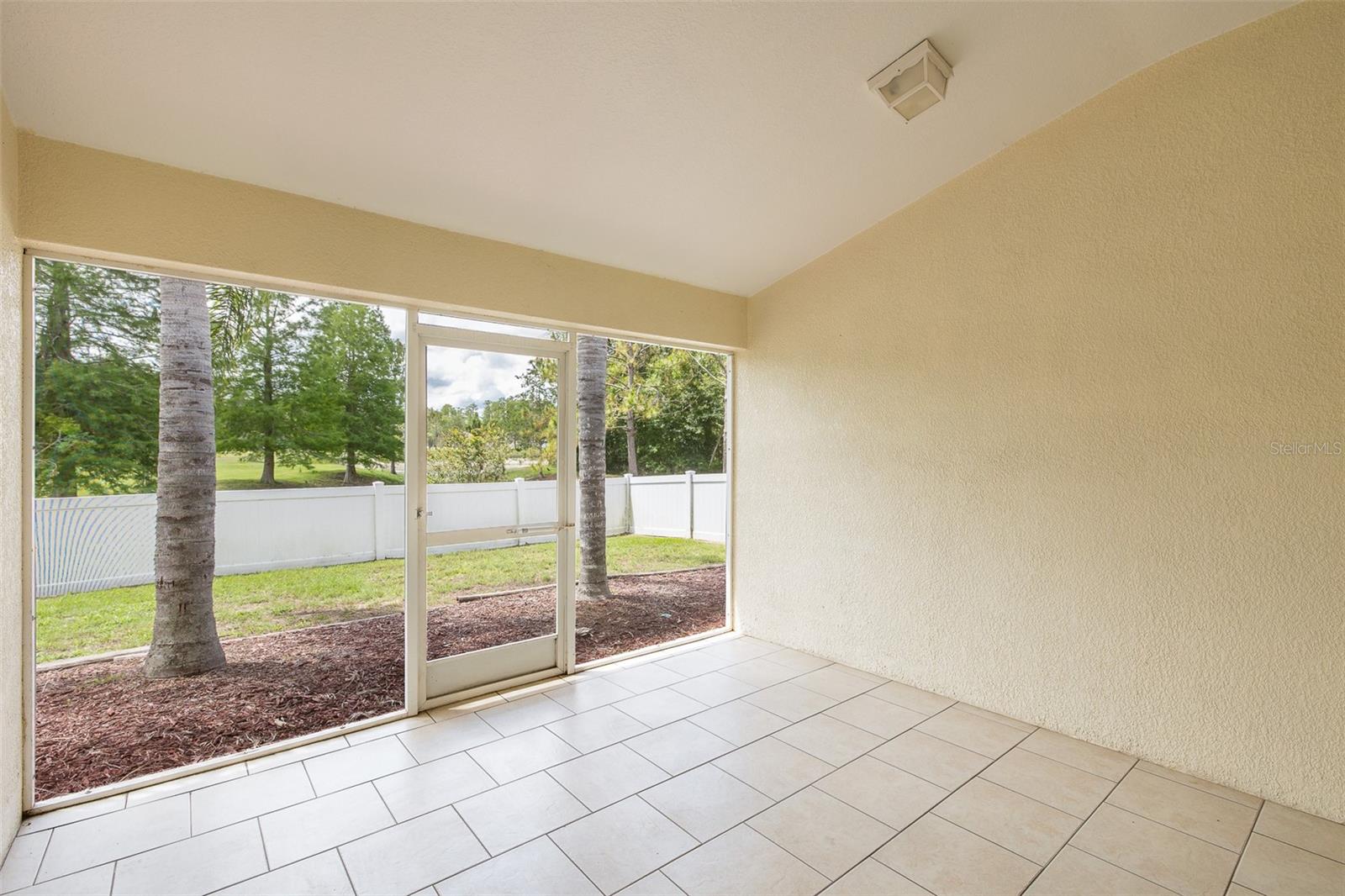 PINE RIDGE AT SUGAR CREEK - Residential