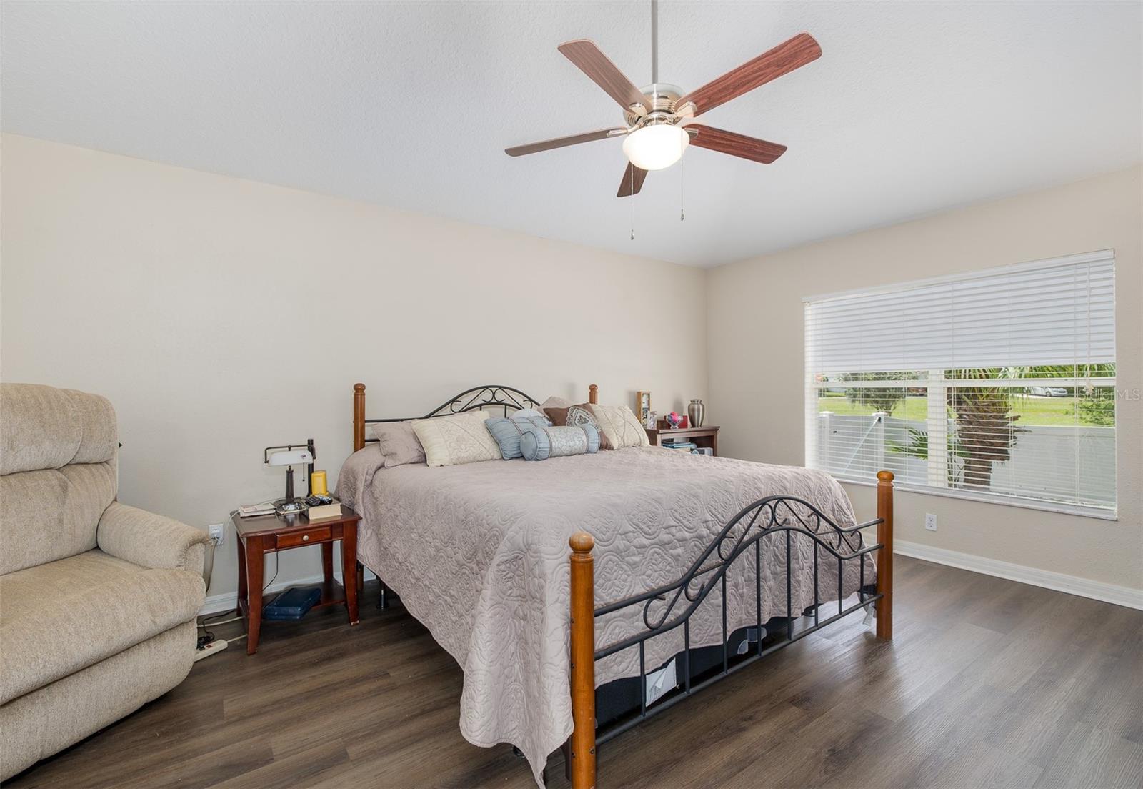 PINE RIDGE AT SUGAR CREEK - Residential