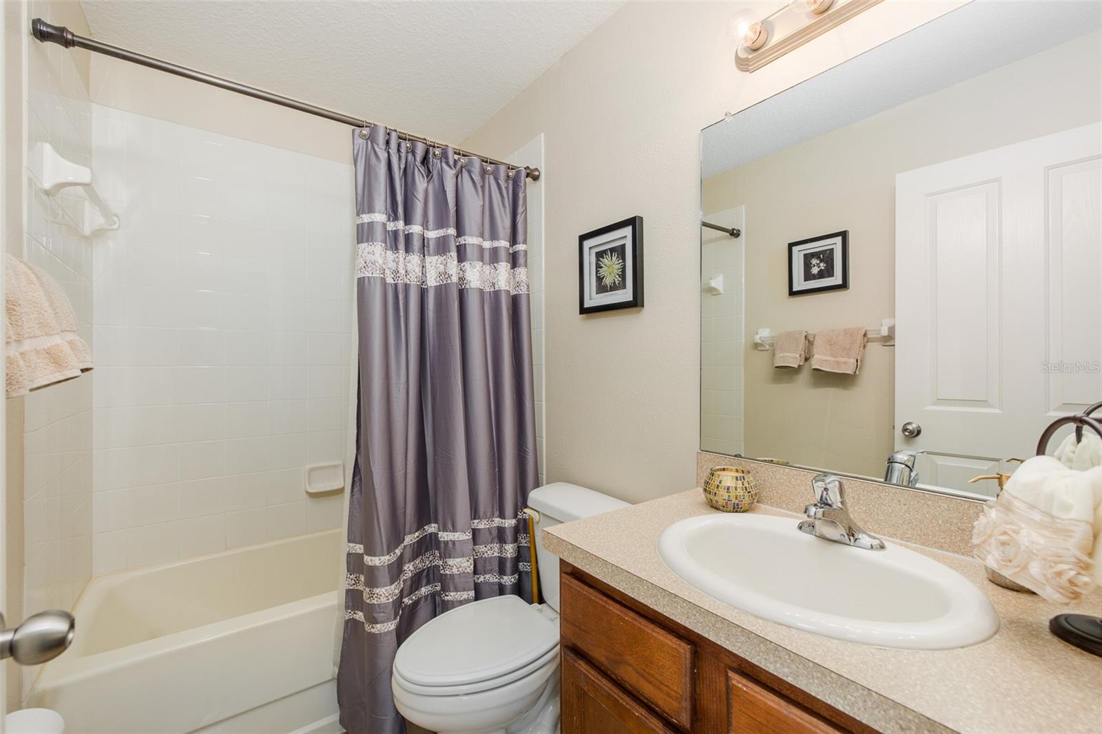 PINE RIDGE AT SUGAR CREEK - Residential