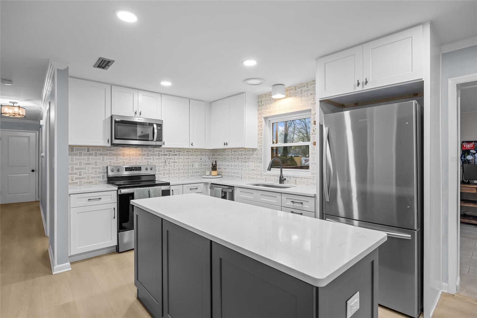 3435 NW 10TH AVENUE