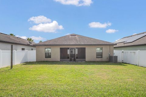 A home in WIMAUMA