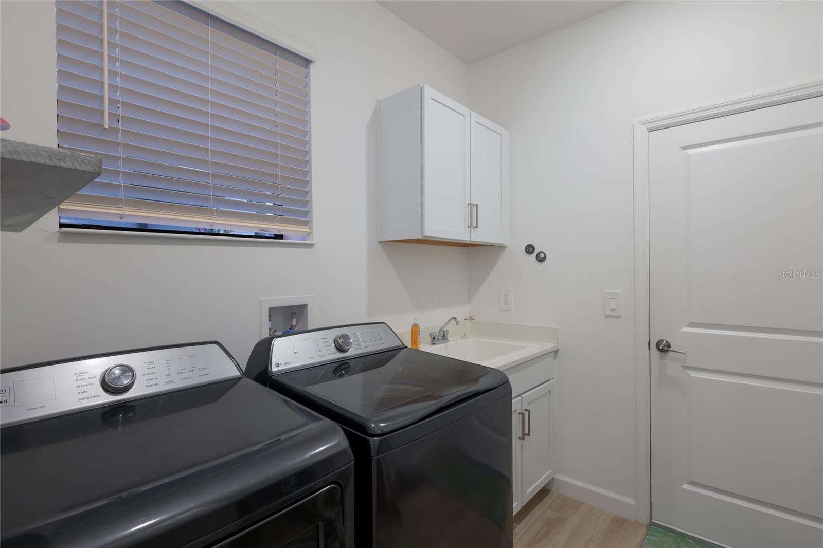 LORRAINE LAKES PH I - Residential