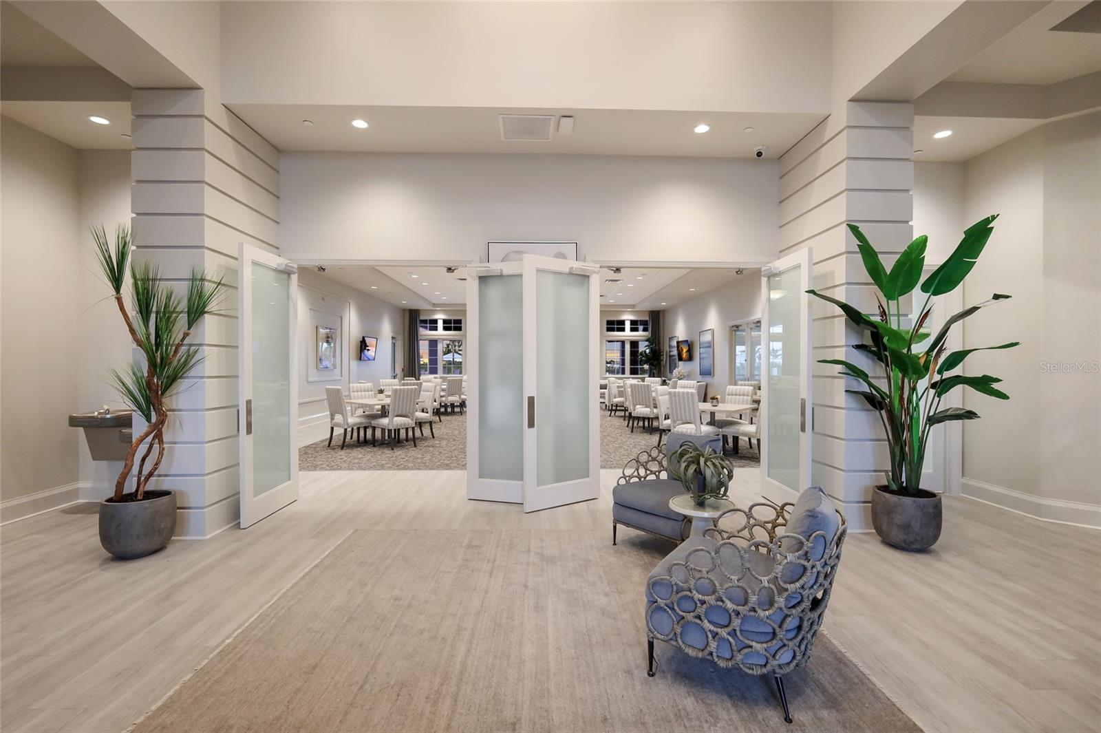 LORRAINE LAKES PH I - Residential