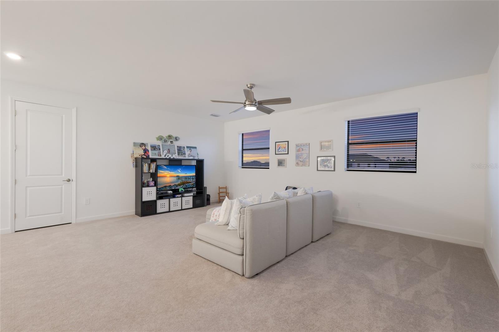 LORRAINE LAKES PH I - Residential