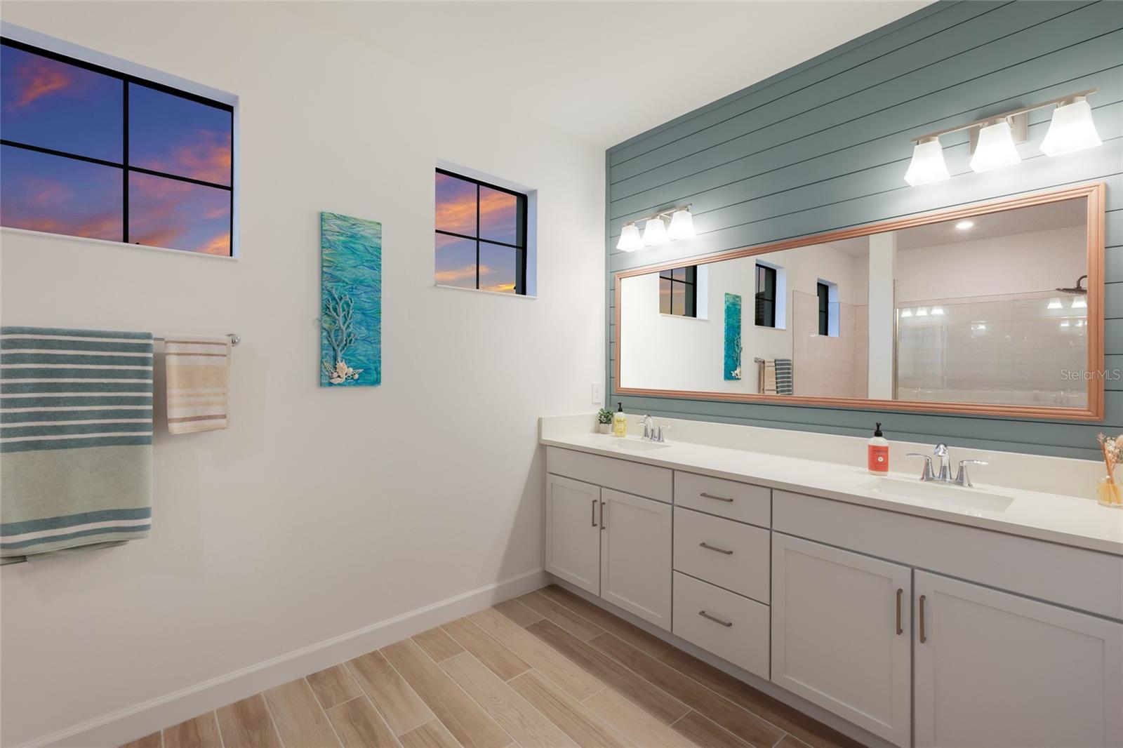 LORRAINE LAKES PH I - Residential