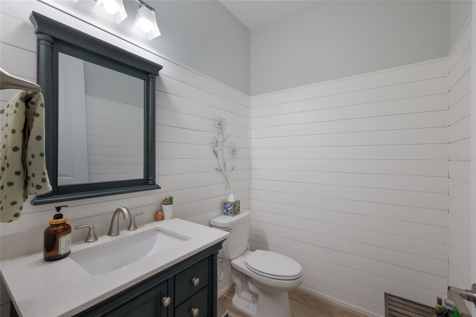 LORRAINE LAKES PH I - Residential