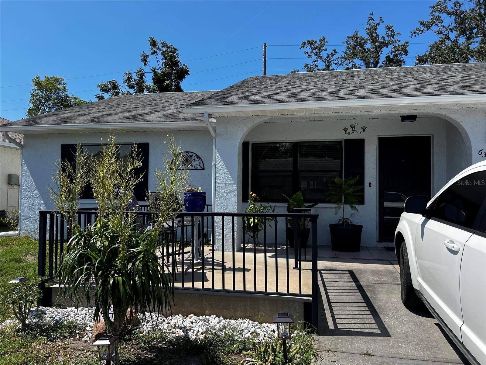 6337 EMERSON DRIVE