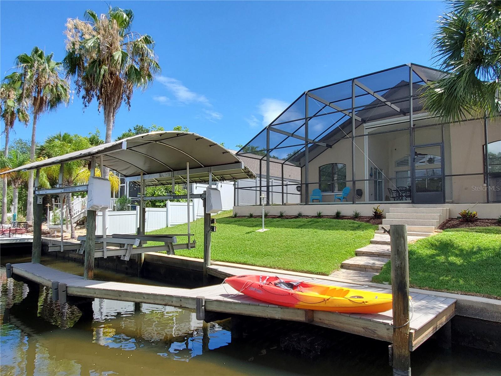 5 CORONA COURT