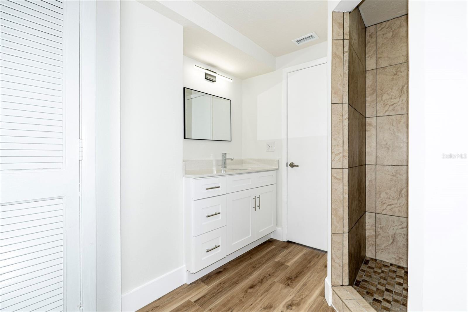 CORDOVA LAKES PH I - Residential