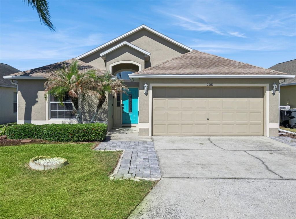Photo of 225 Tivoli Circle, Davenport, FL 33837 (MLS # O6401550)