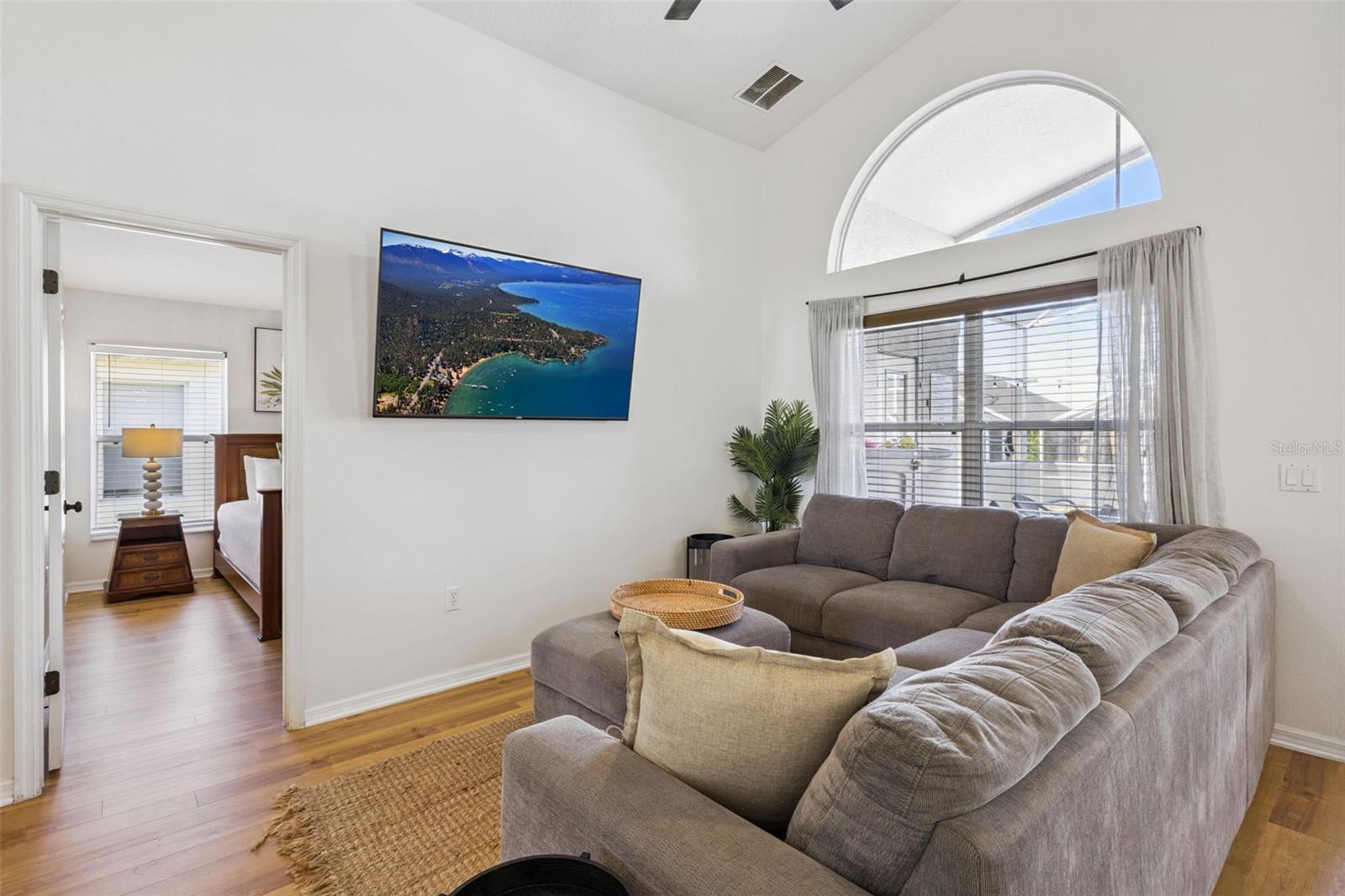 TIVOLI MANOR - Residential