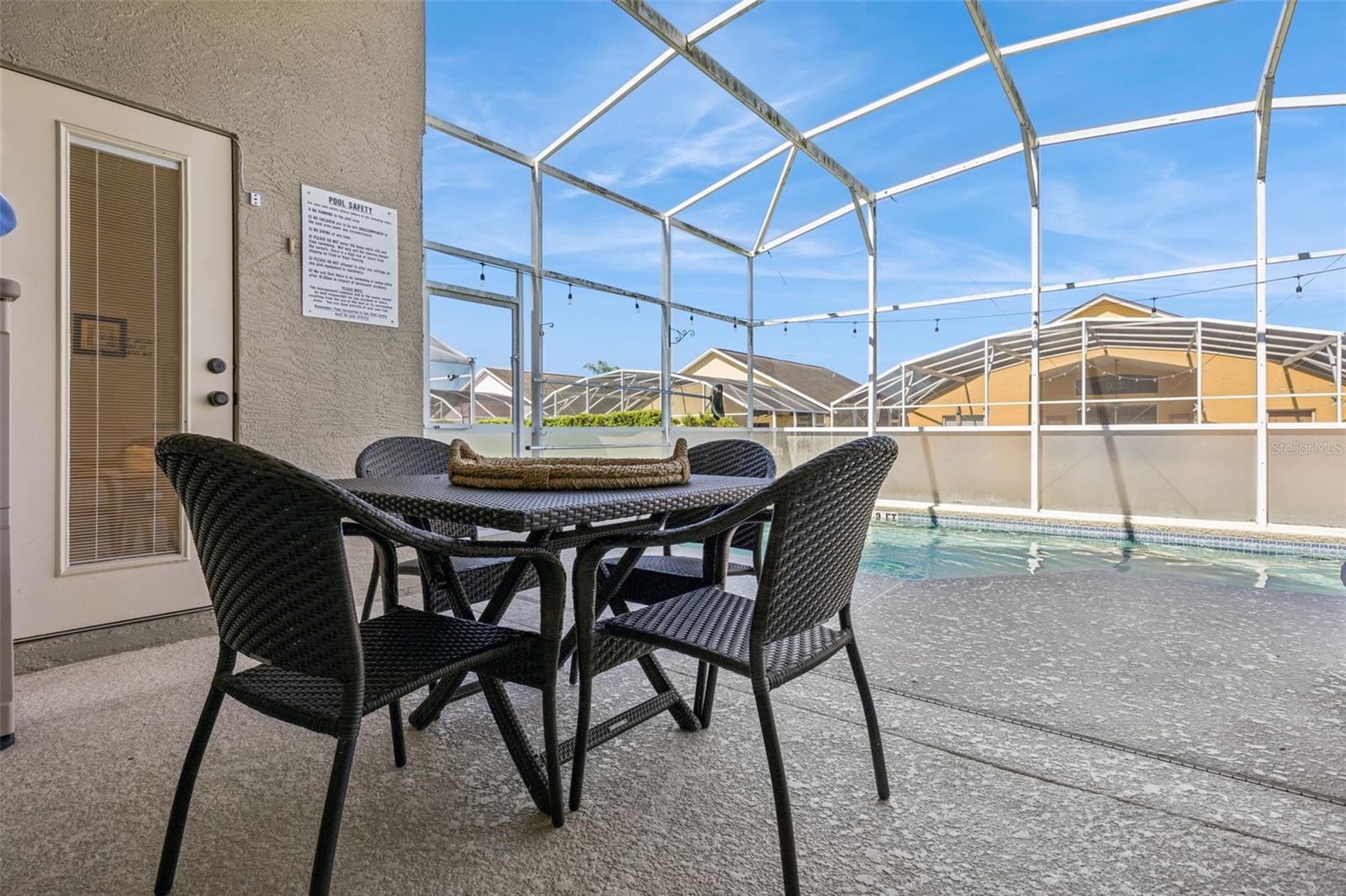 TIVOLI MANOR - Residential