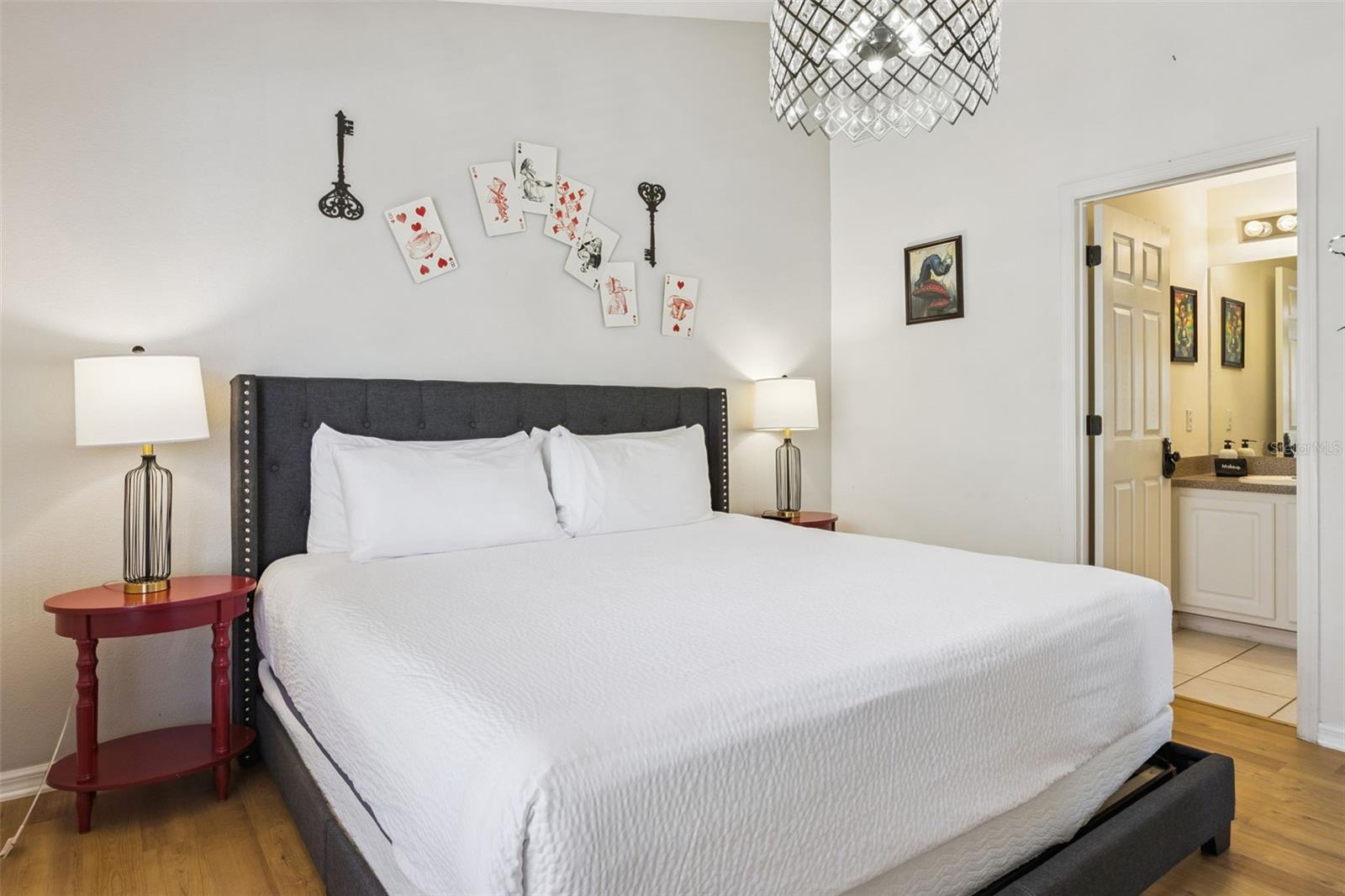 TIVOLI MANOR - Residential