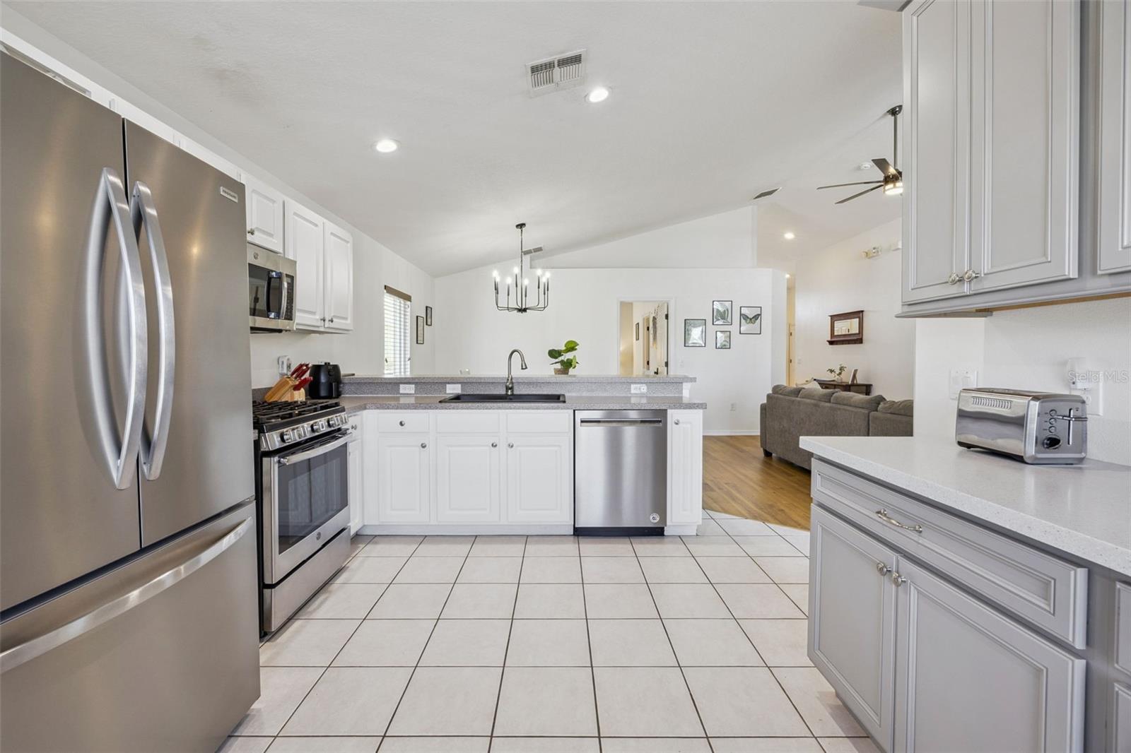 TIVOLI MANOR - Residential