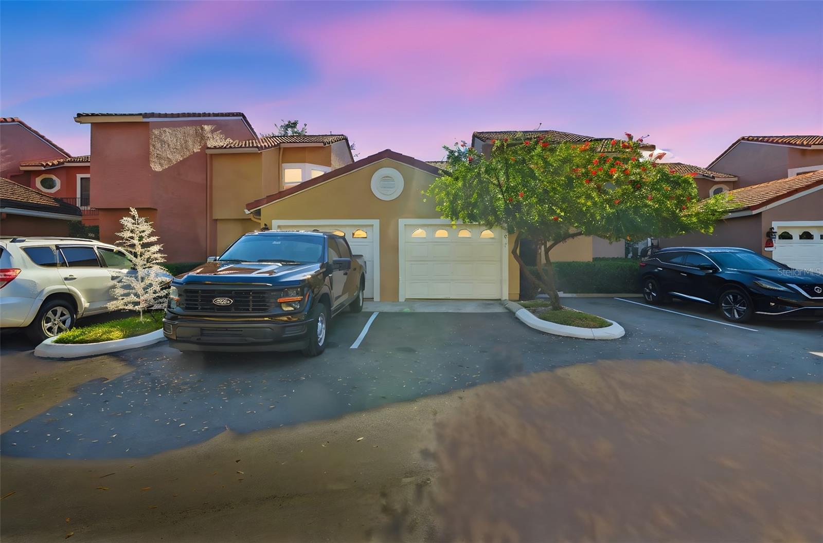 1017 CASA DEL SOL CIRCLE