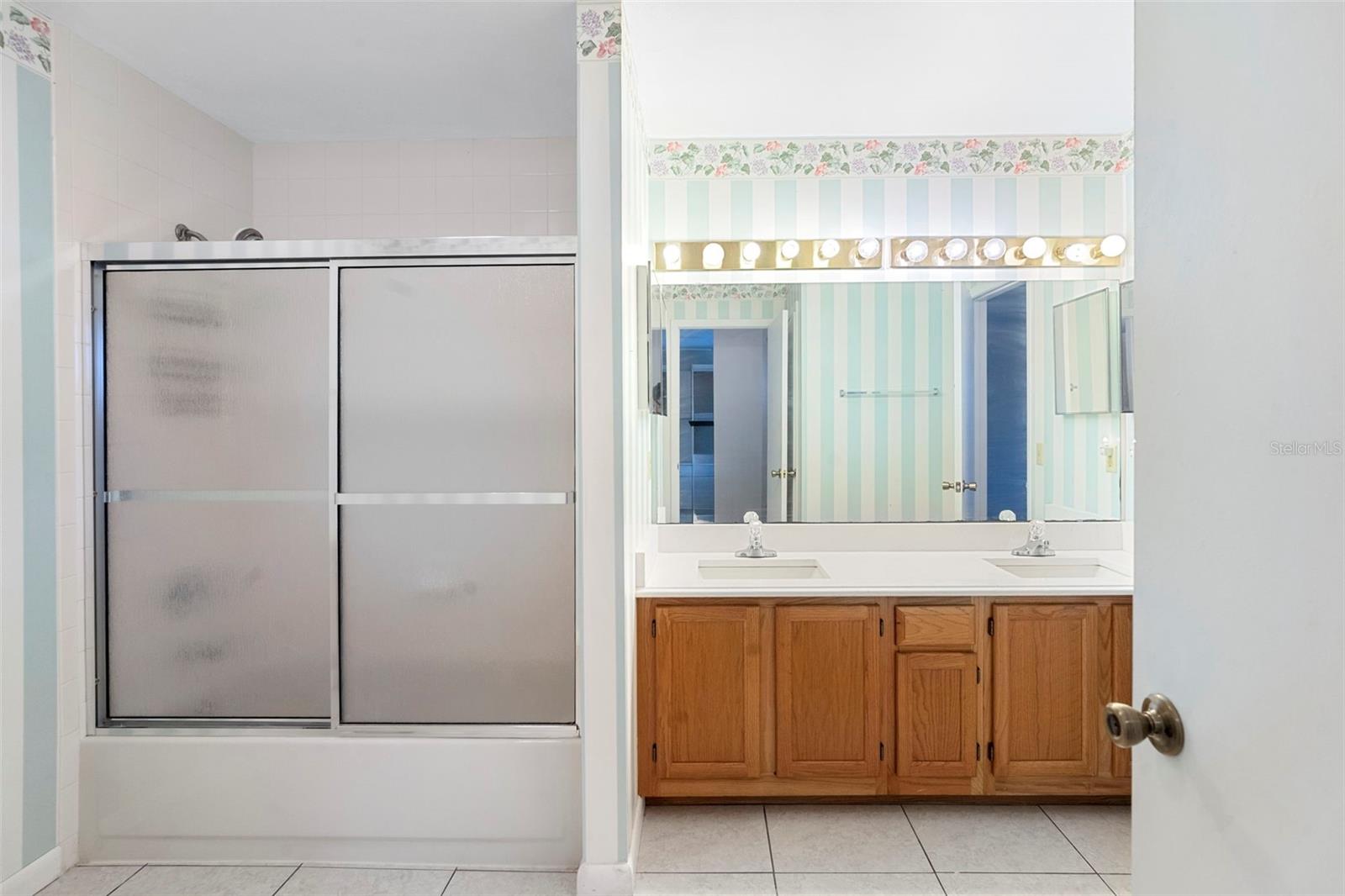 THE LANDING - Residential