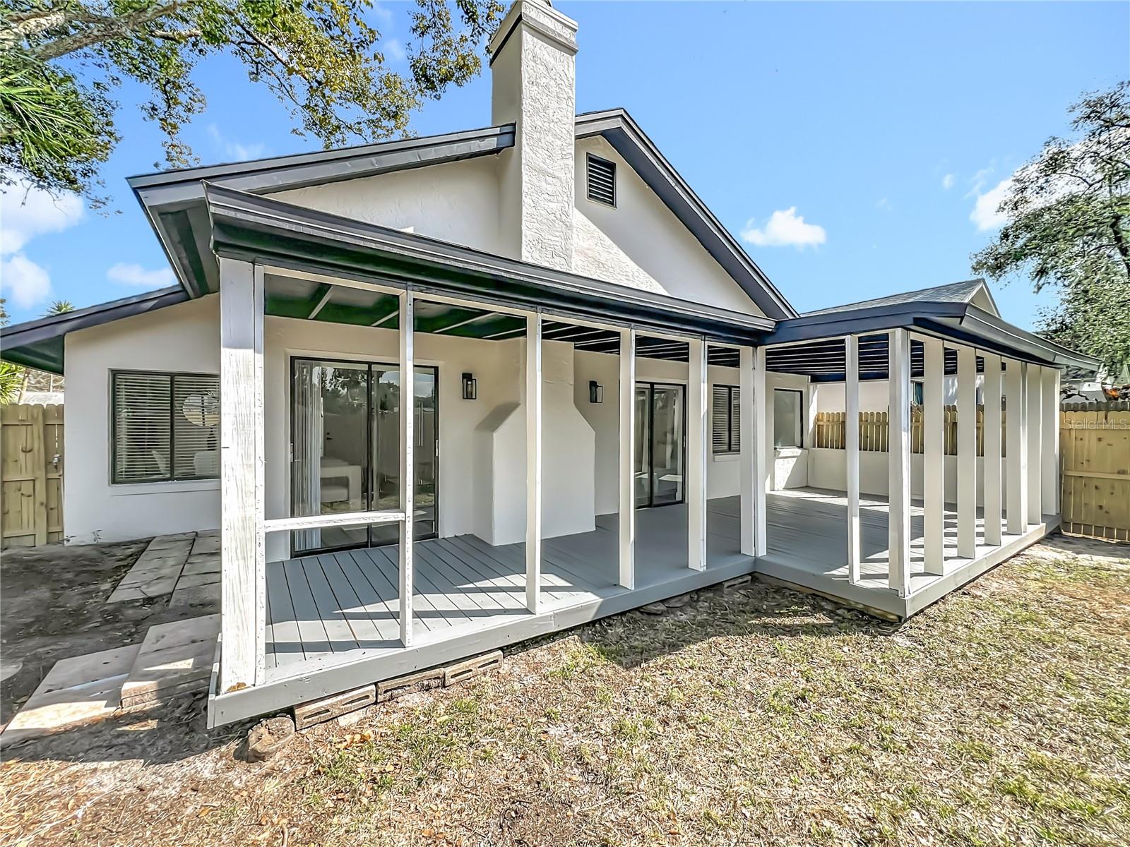 LANDINGS THE - Residential