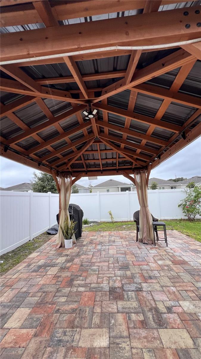 LANDINGS THE - Residential