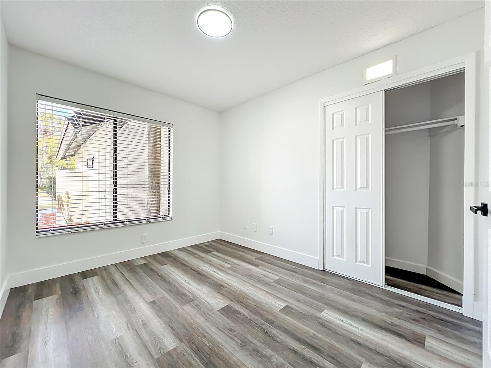 LANDINGS THE - Residential