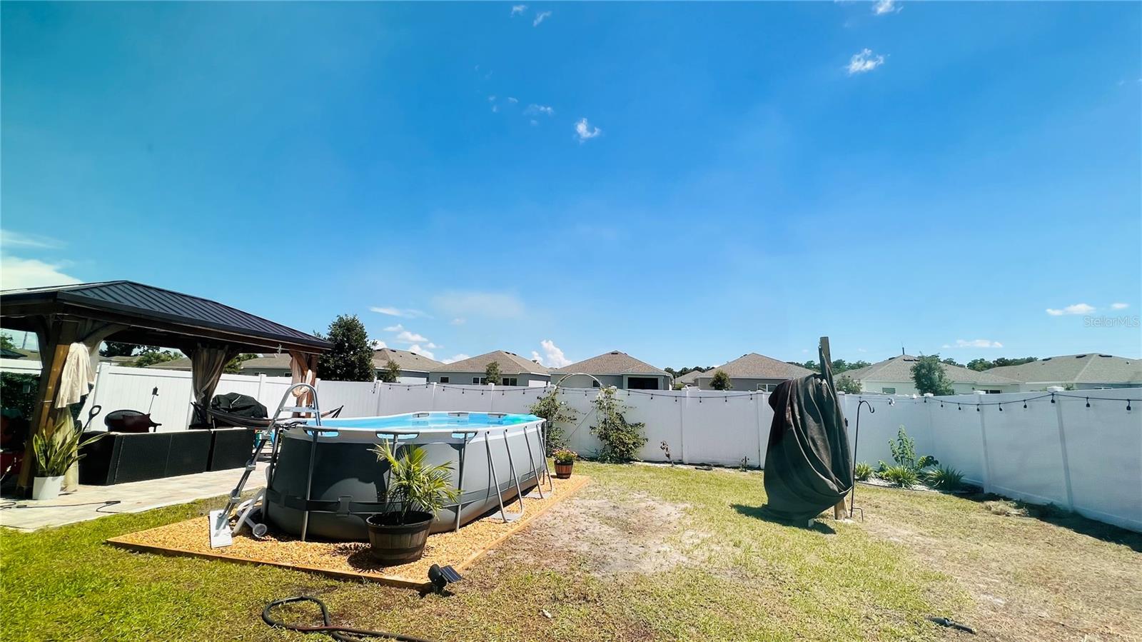 LANDINGS THE - Residential