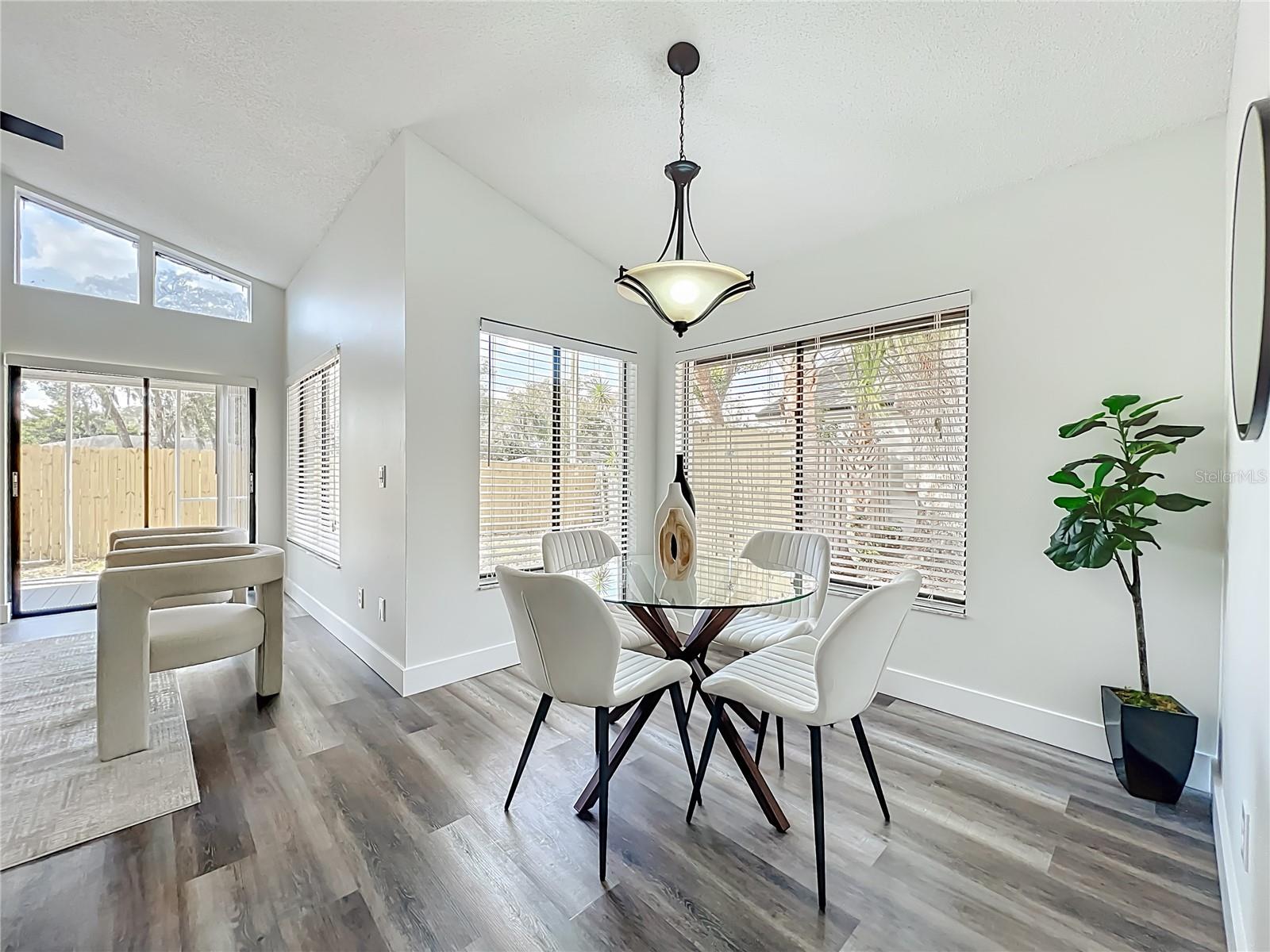 LANDINGS THE - Residential