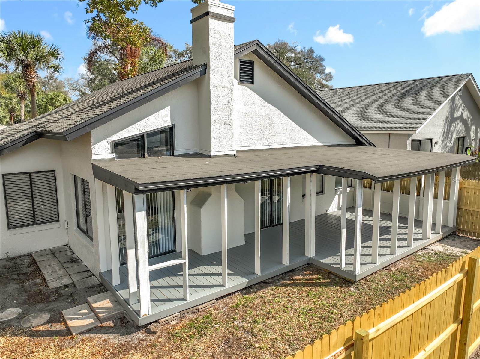 LANDINGS THE - Residential