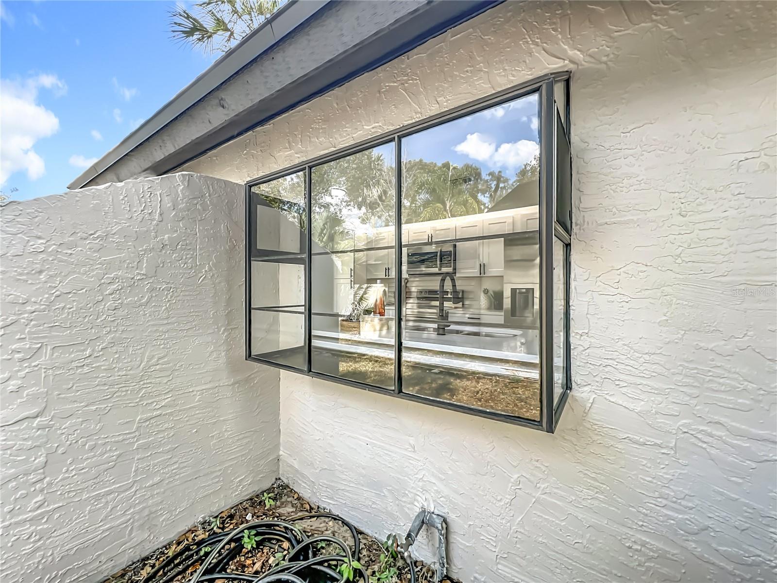 LANDINGS THE - Residential