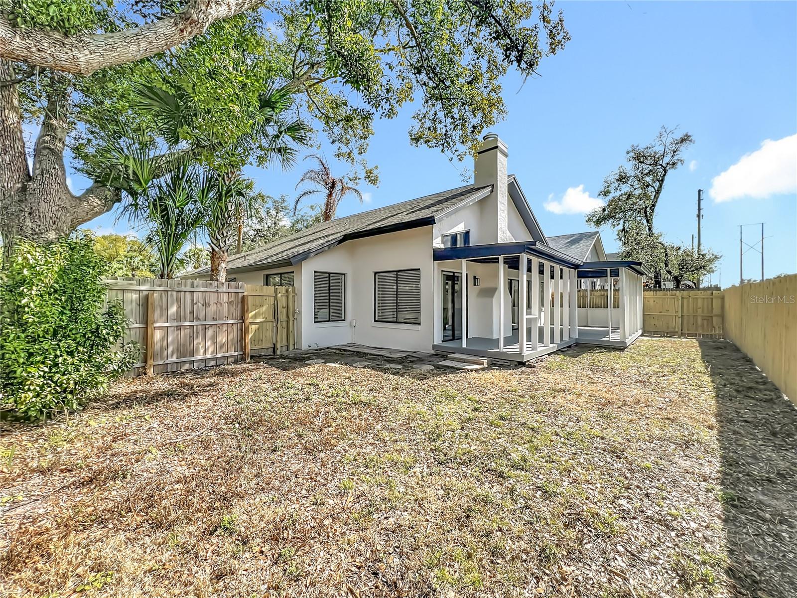 LANDINGS THE - Residential