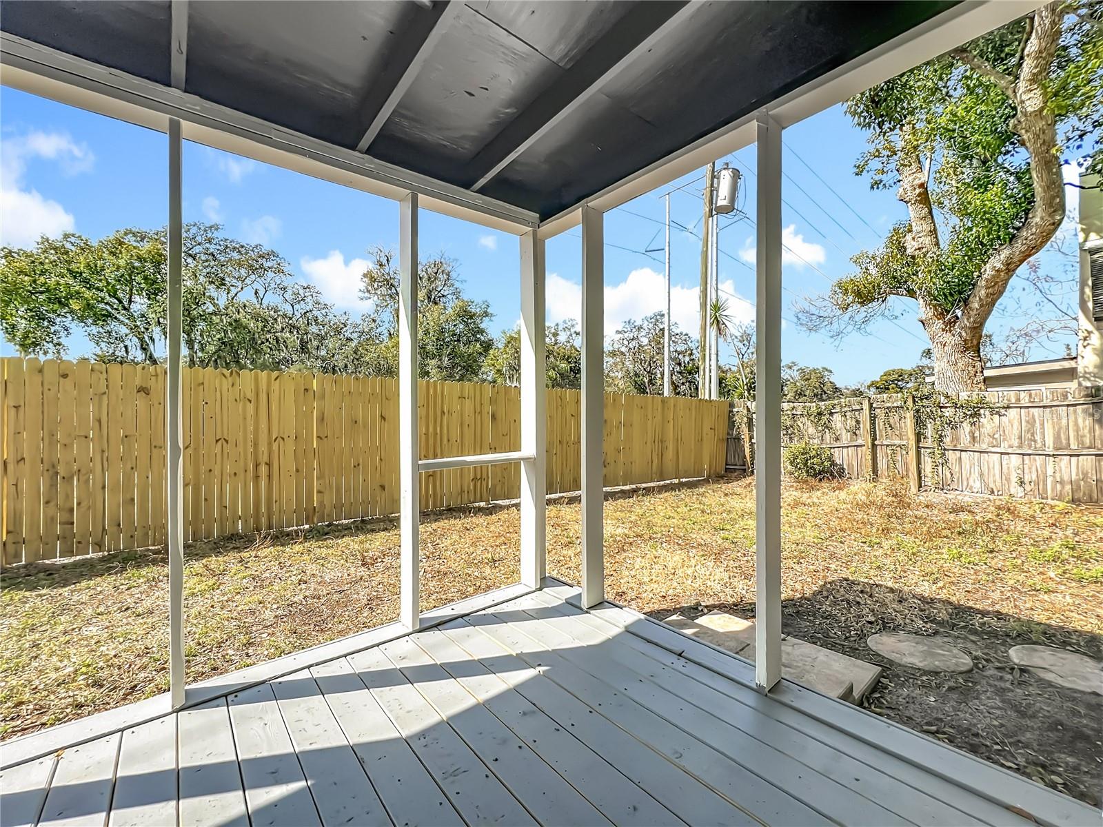 LANDINGS THE - Residential