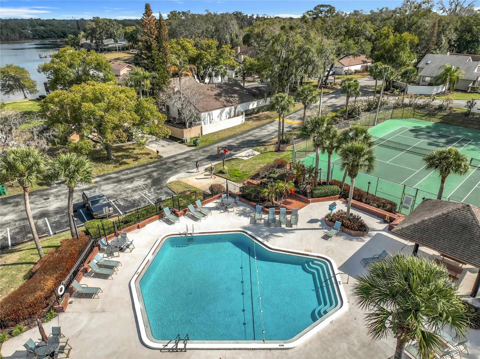 LANDINGS THE - Residential