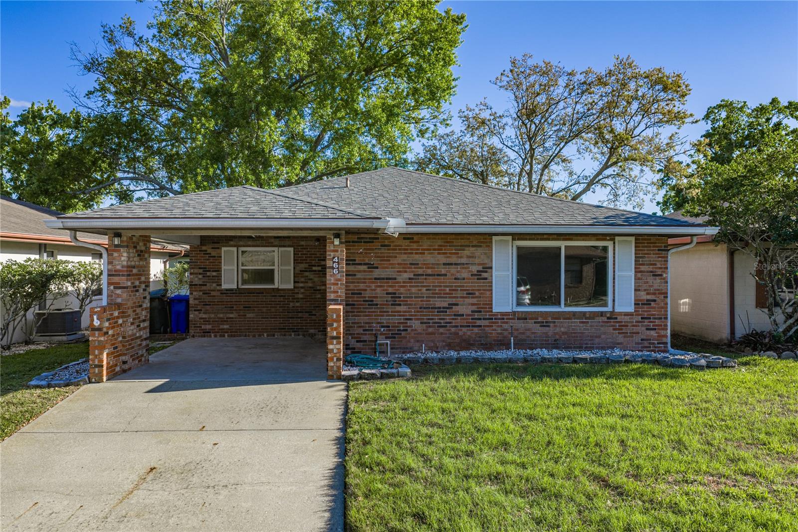 466 LAKE CAROLYN CIRCLE