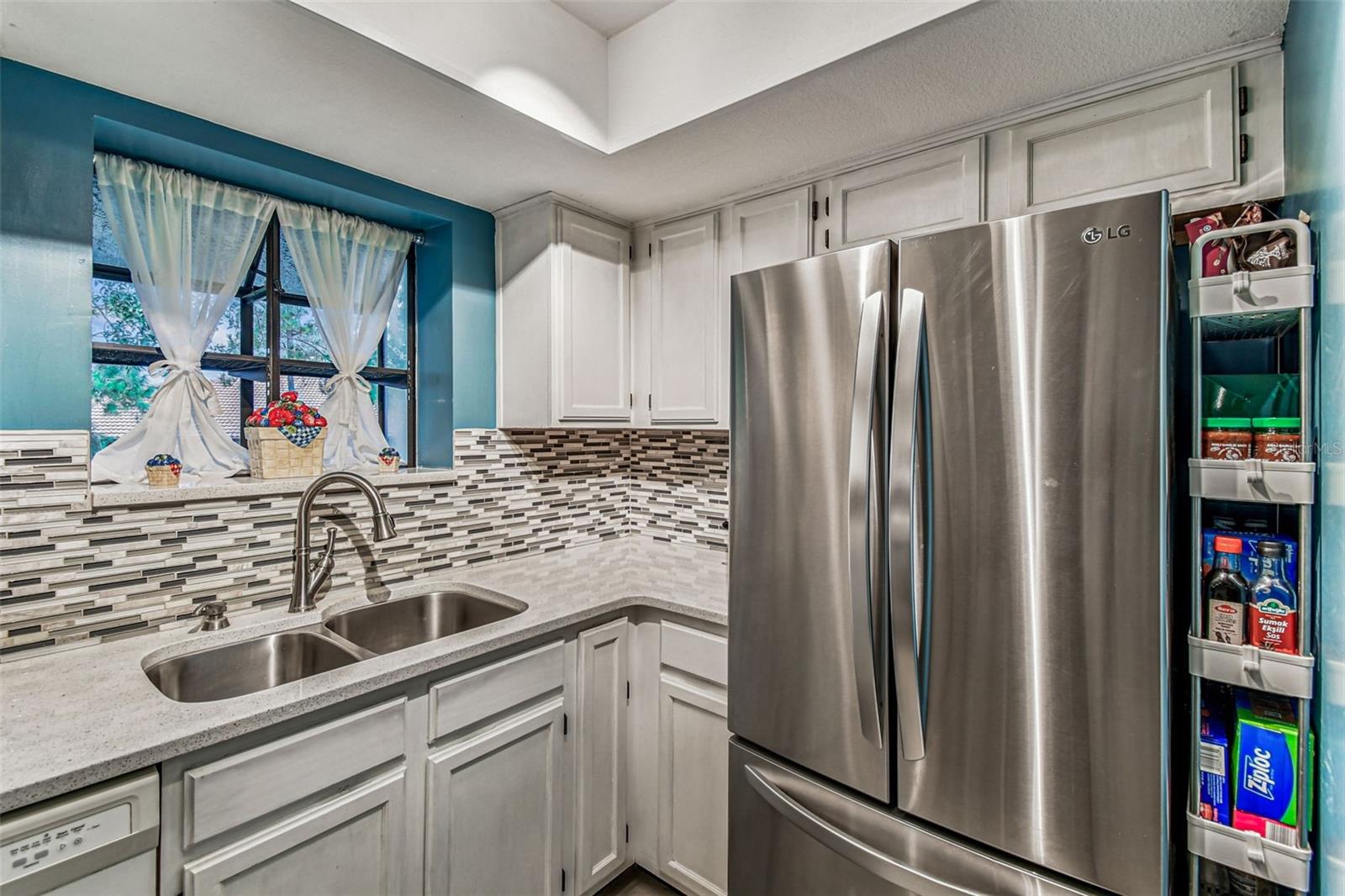 HAMMOCK PINE VILLAGE - Residential Lease