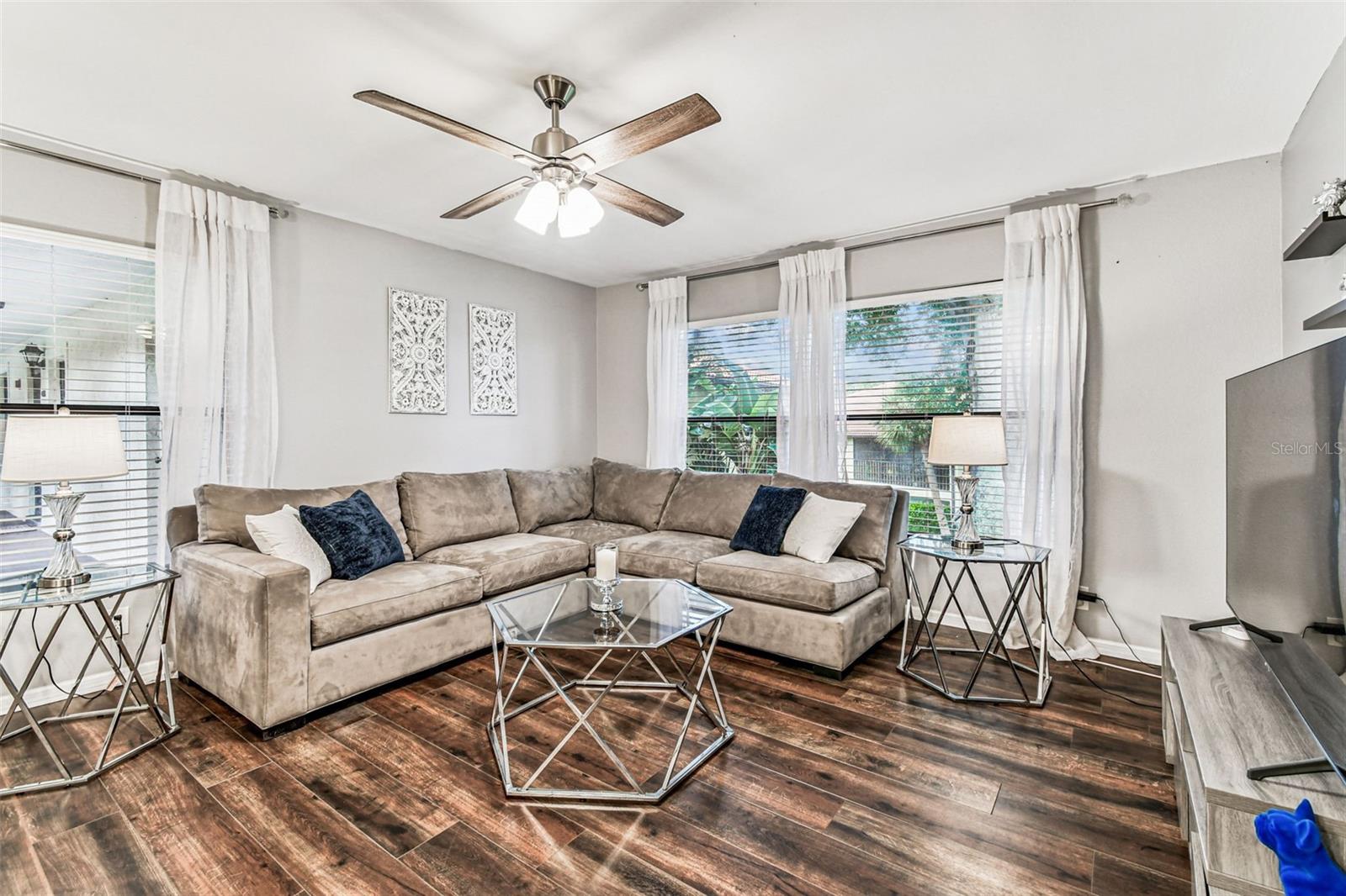 HAMMOCK PINE VILLAGE - Residential Lease