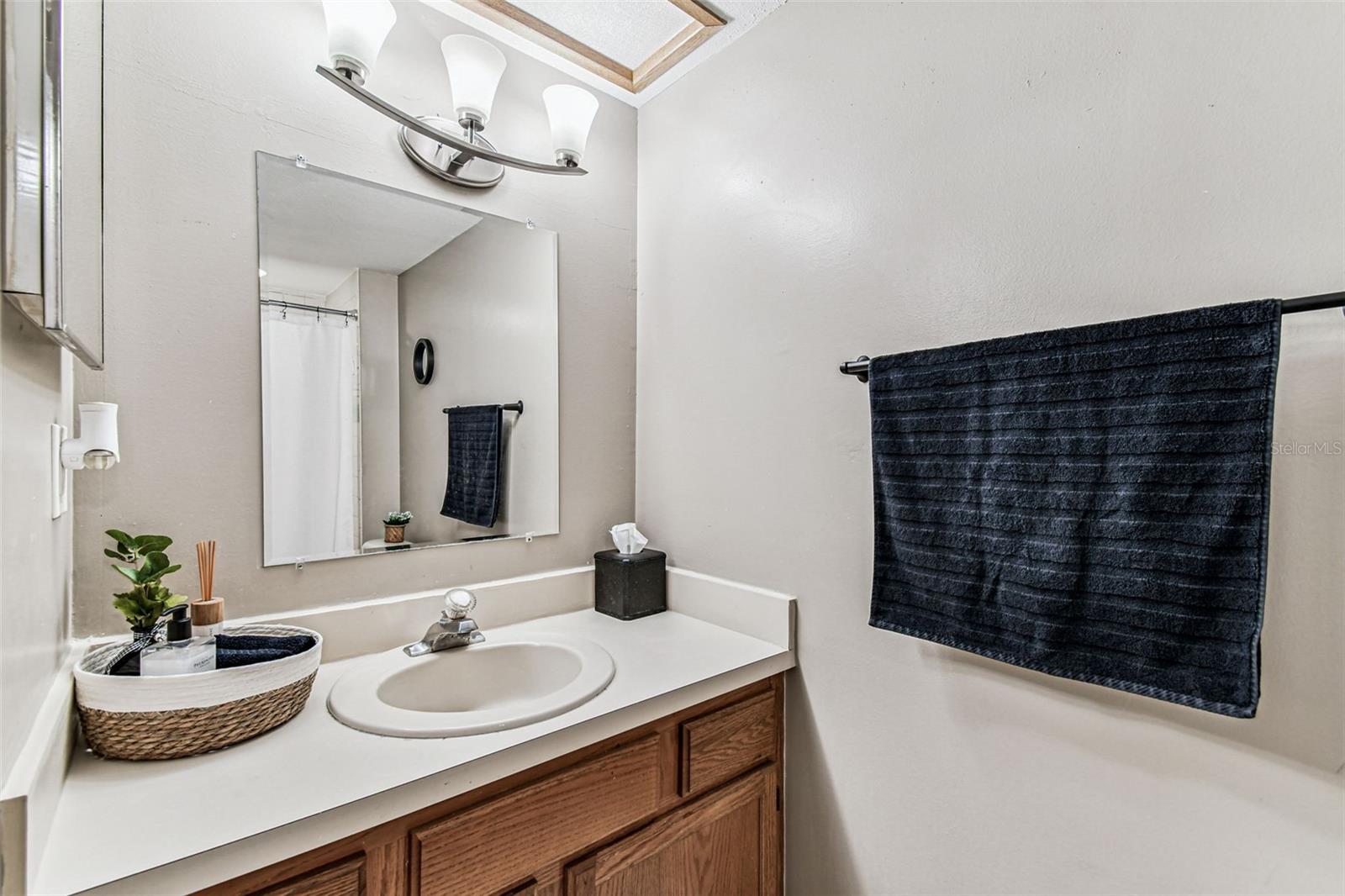 HAMMOCK PINE VILLAGE - Residential Lease