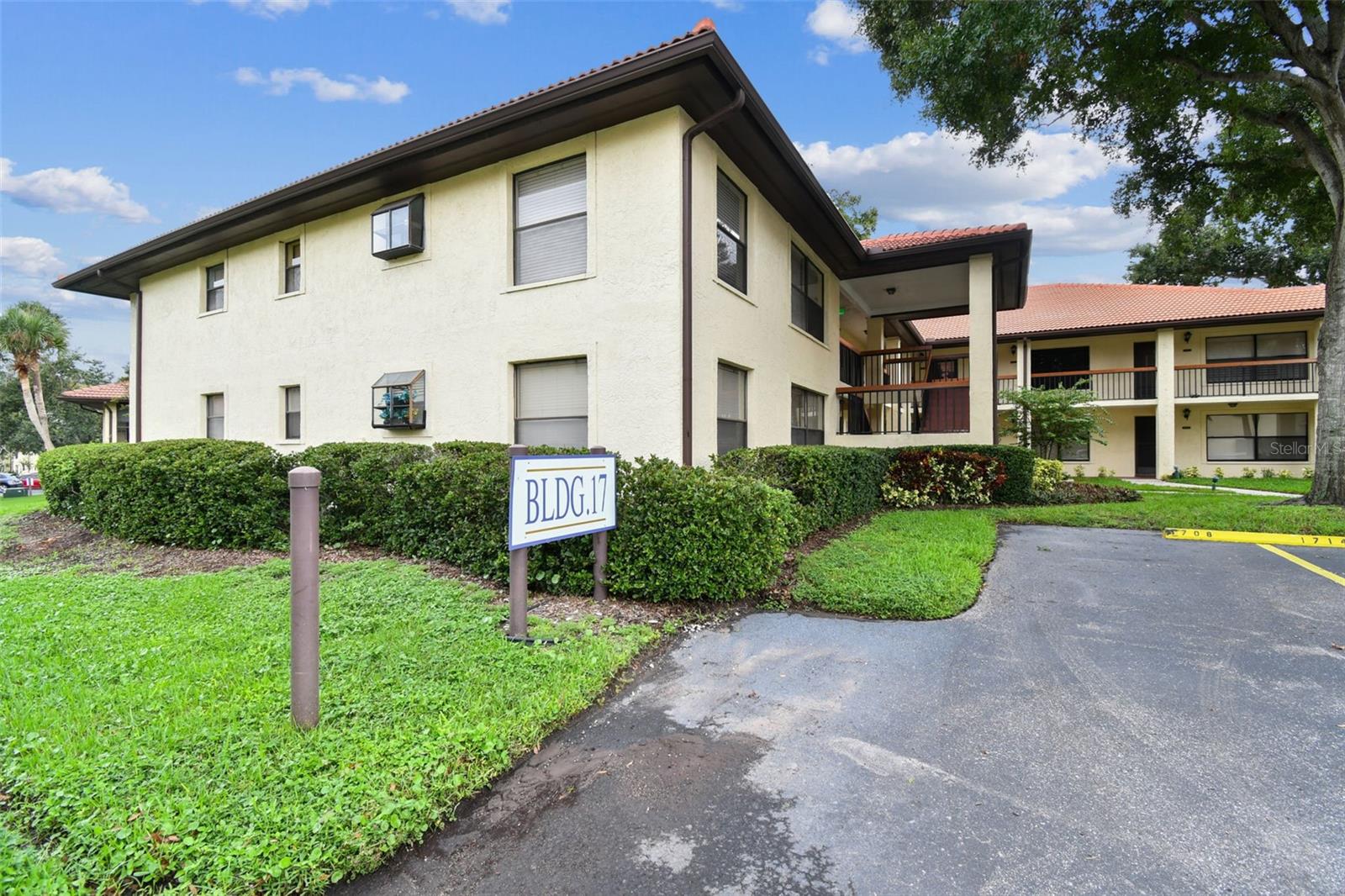 HAMMOCK PINE VILLAGE - Residential Lease