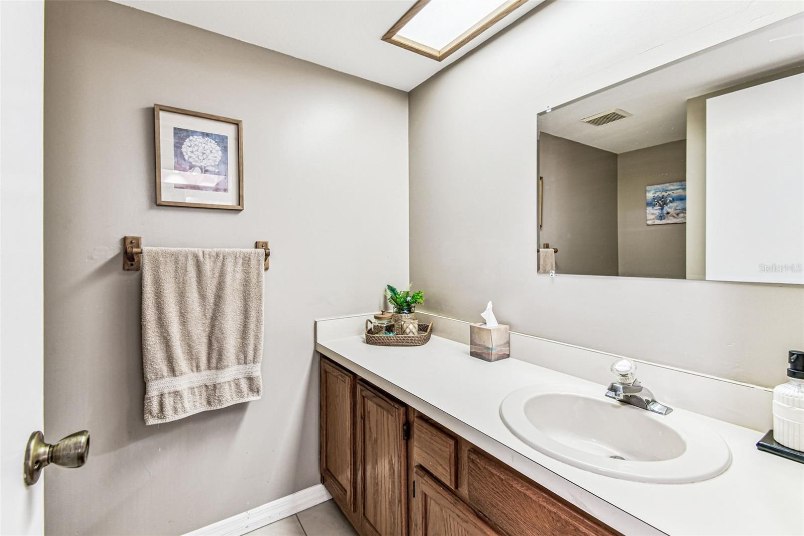 HAMMOCK PINE VILLAGE - Residential Lease