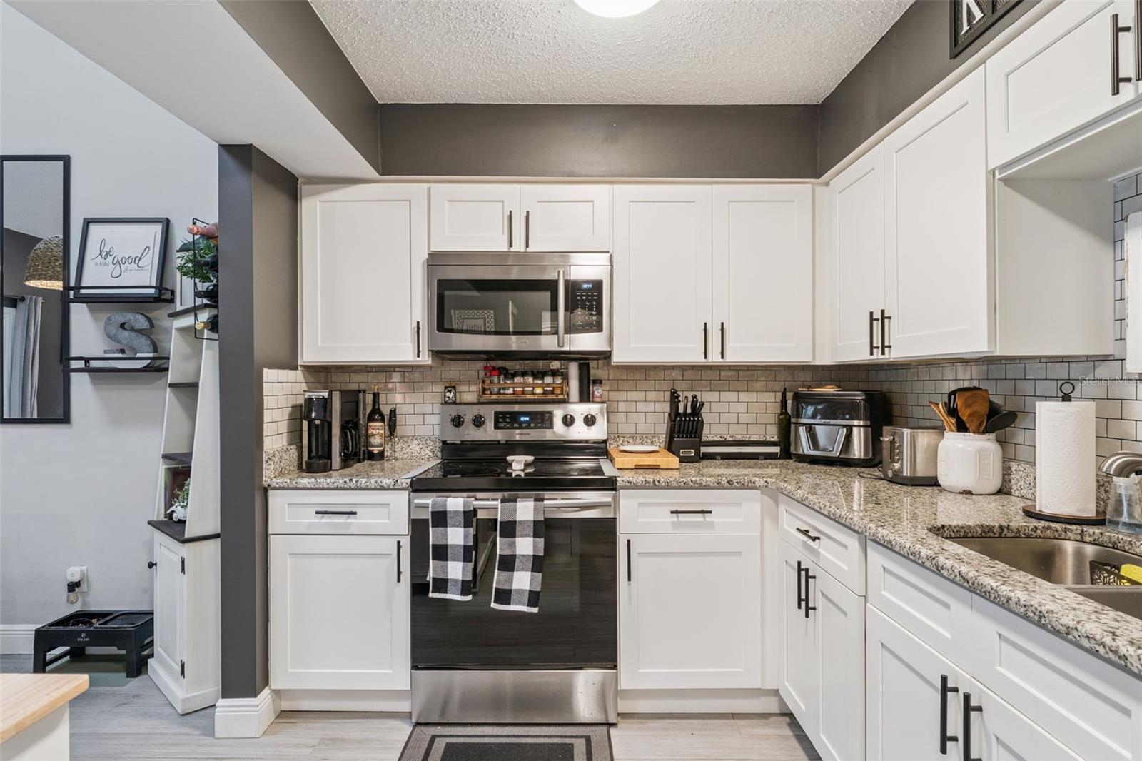 CITRUS OAKS PH 02 - Residential