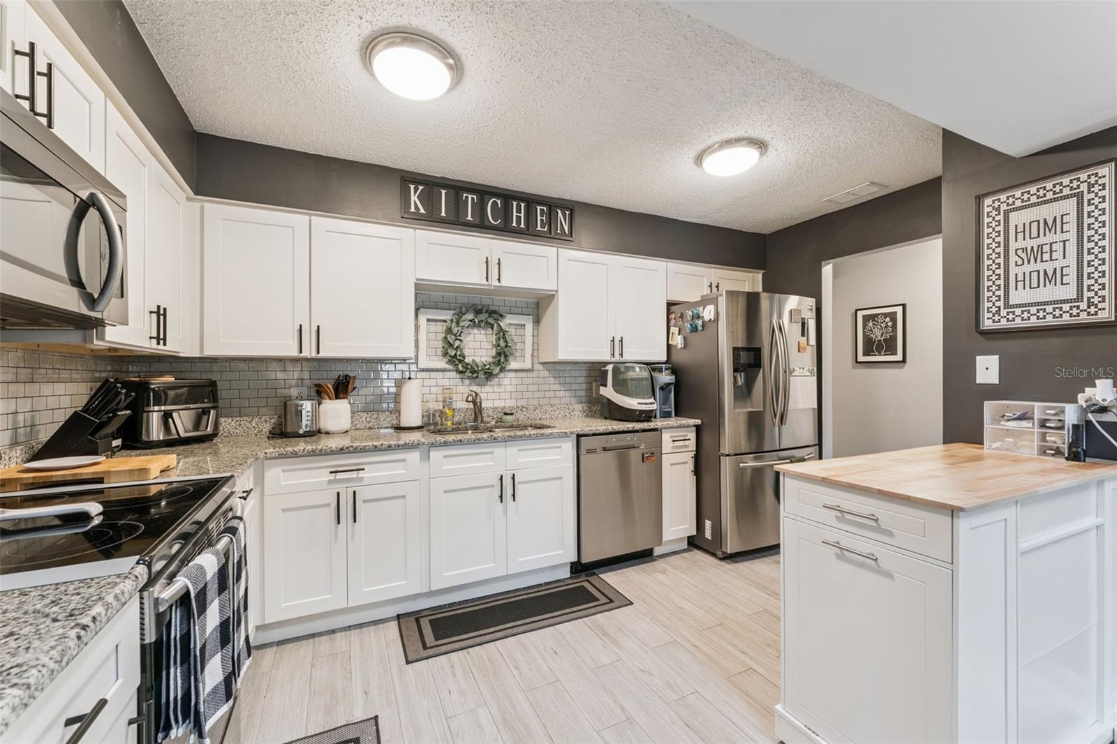 CITRUS OAKS PH 02 - Residential
