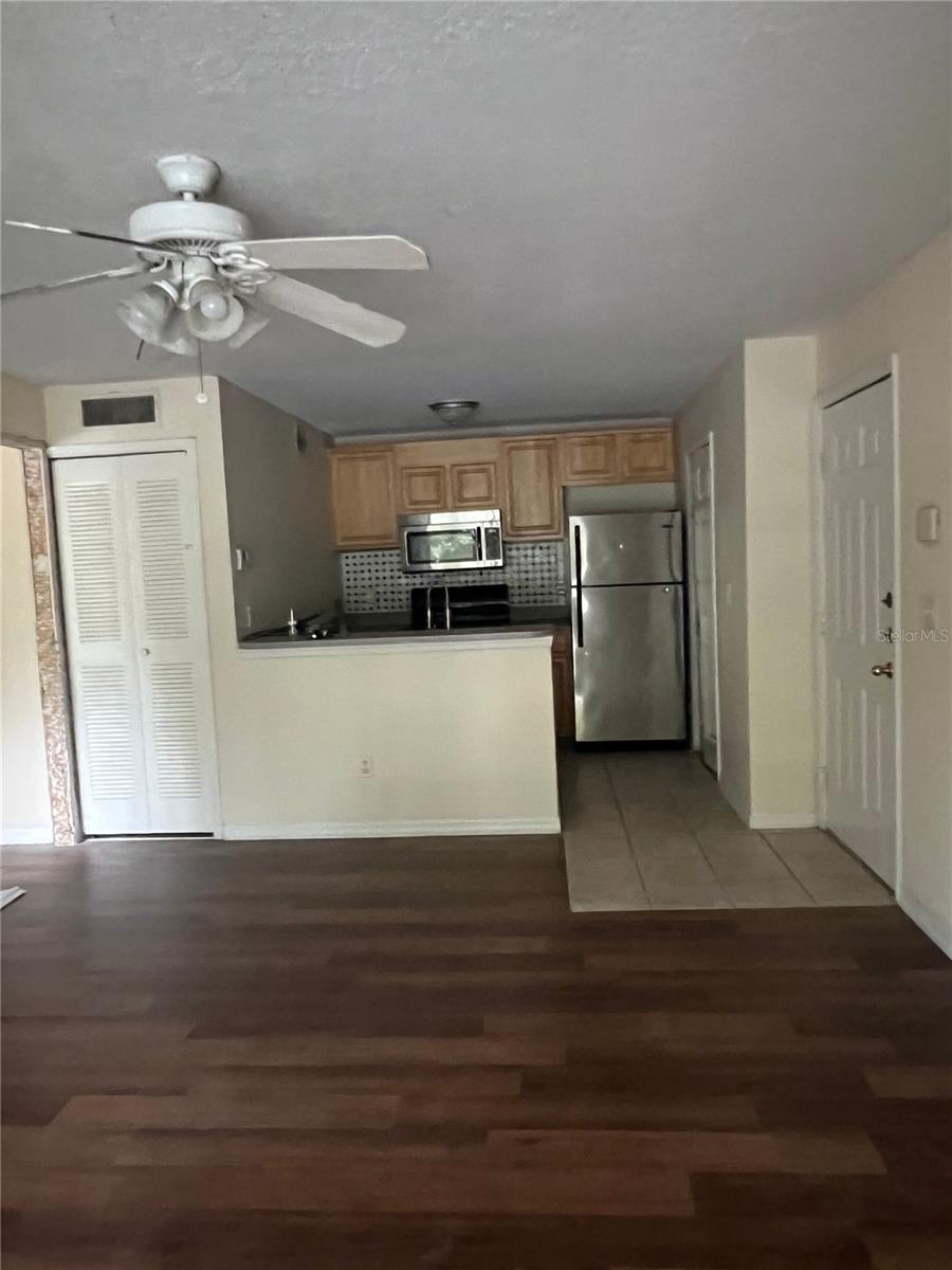 SAND LAKE PRIVATE RESIDENCES CONDO - Residential Lease