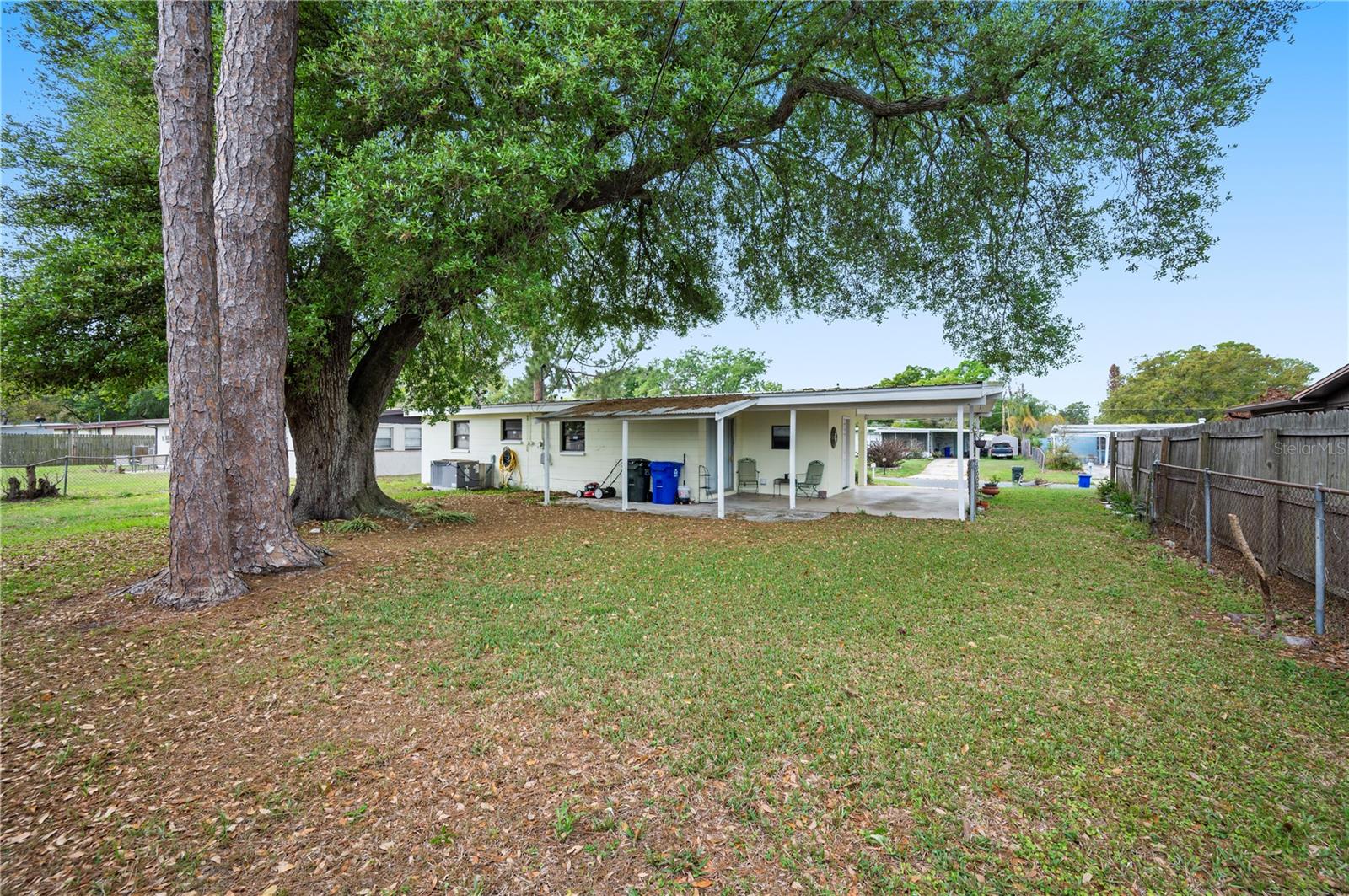 EDGEWOOD PARK - Residential