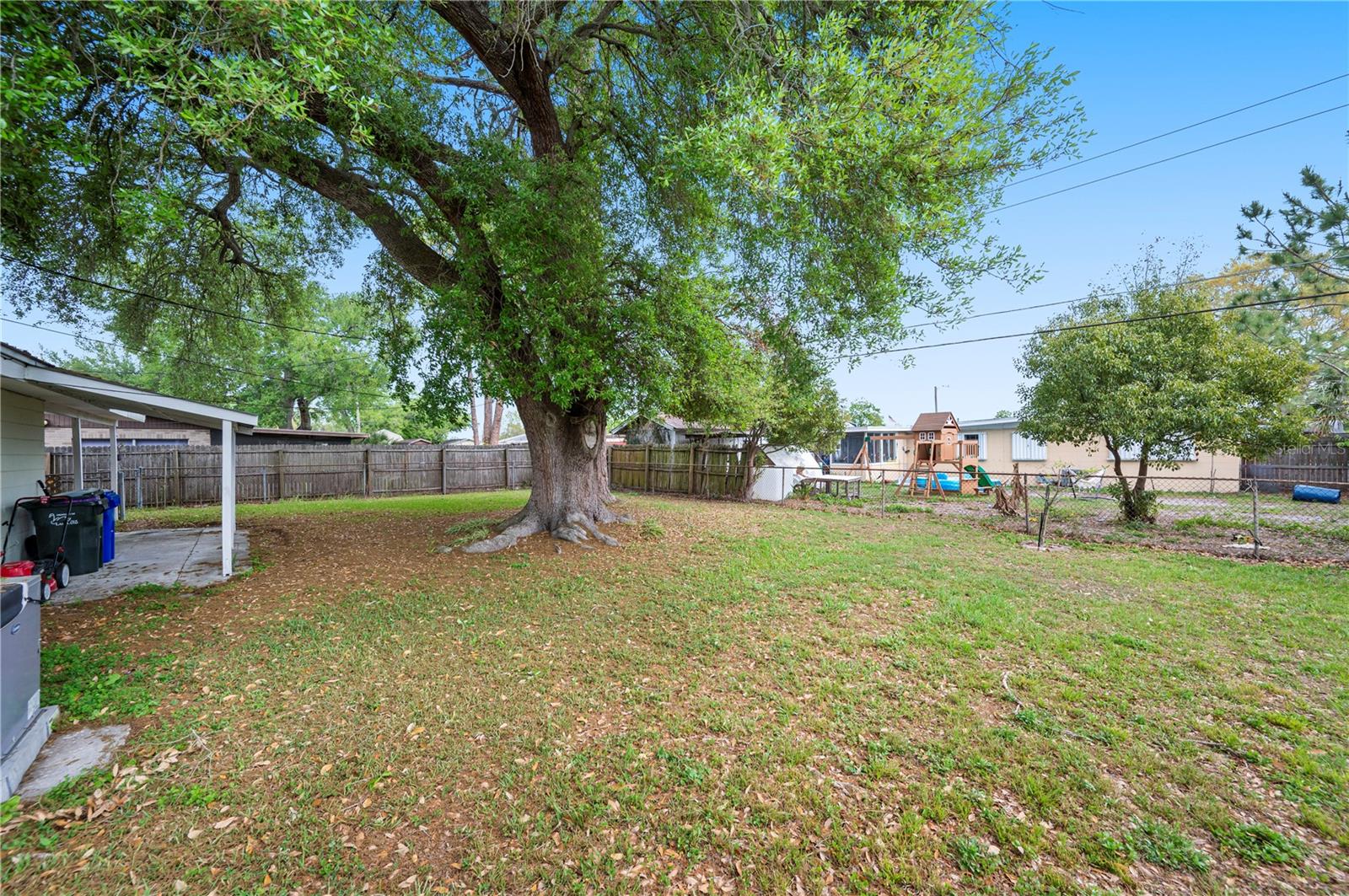 EDGEWOOD PARK - Residential