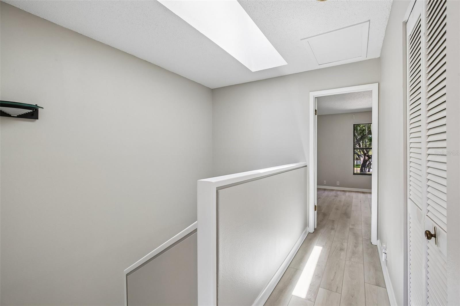 OAK PARK TWNHMS - Residential