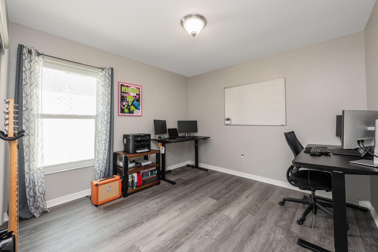 WATERSIDE - Residential