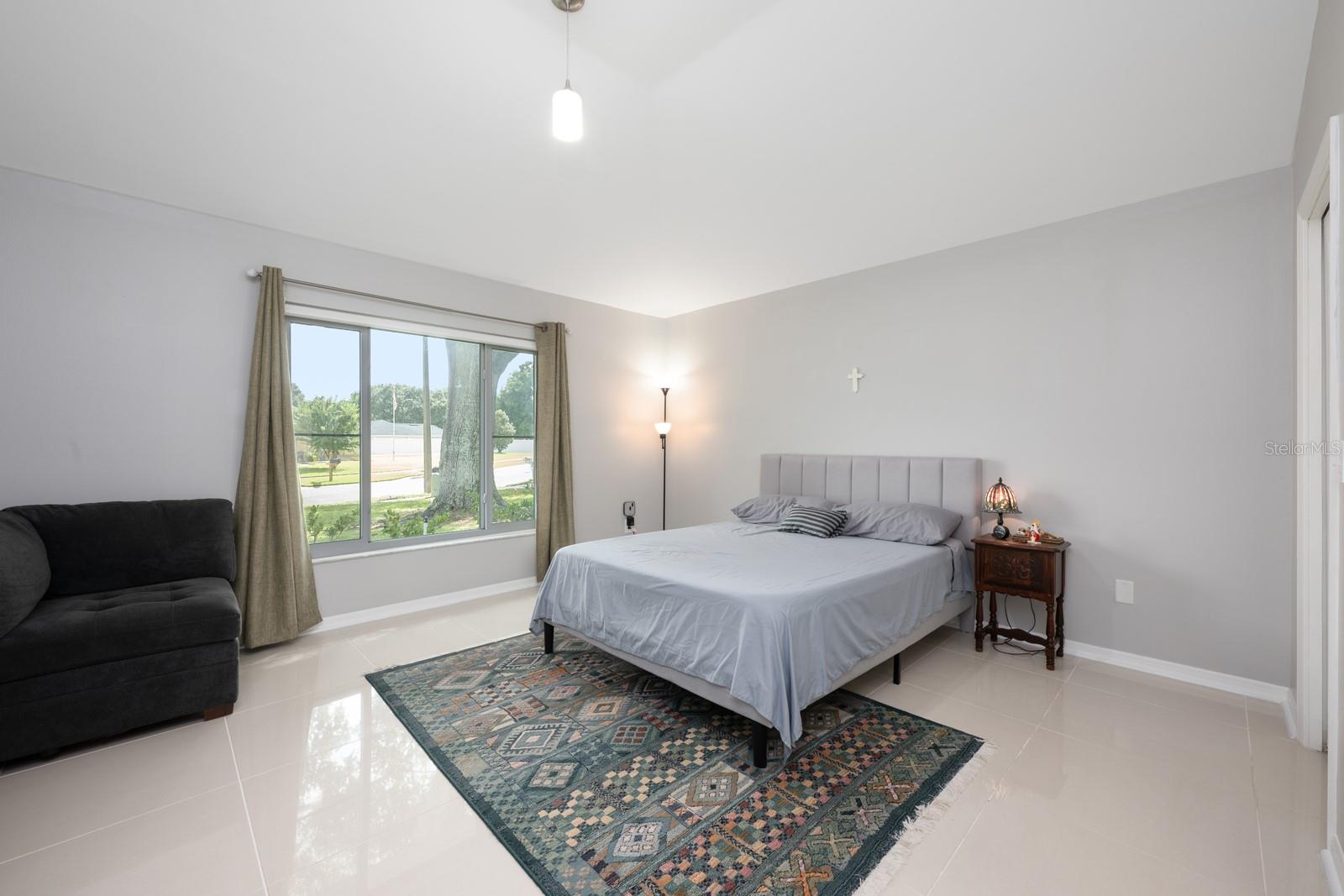 WATERSIDE - Residential