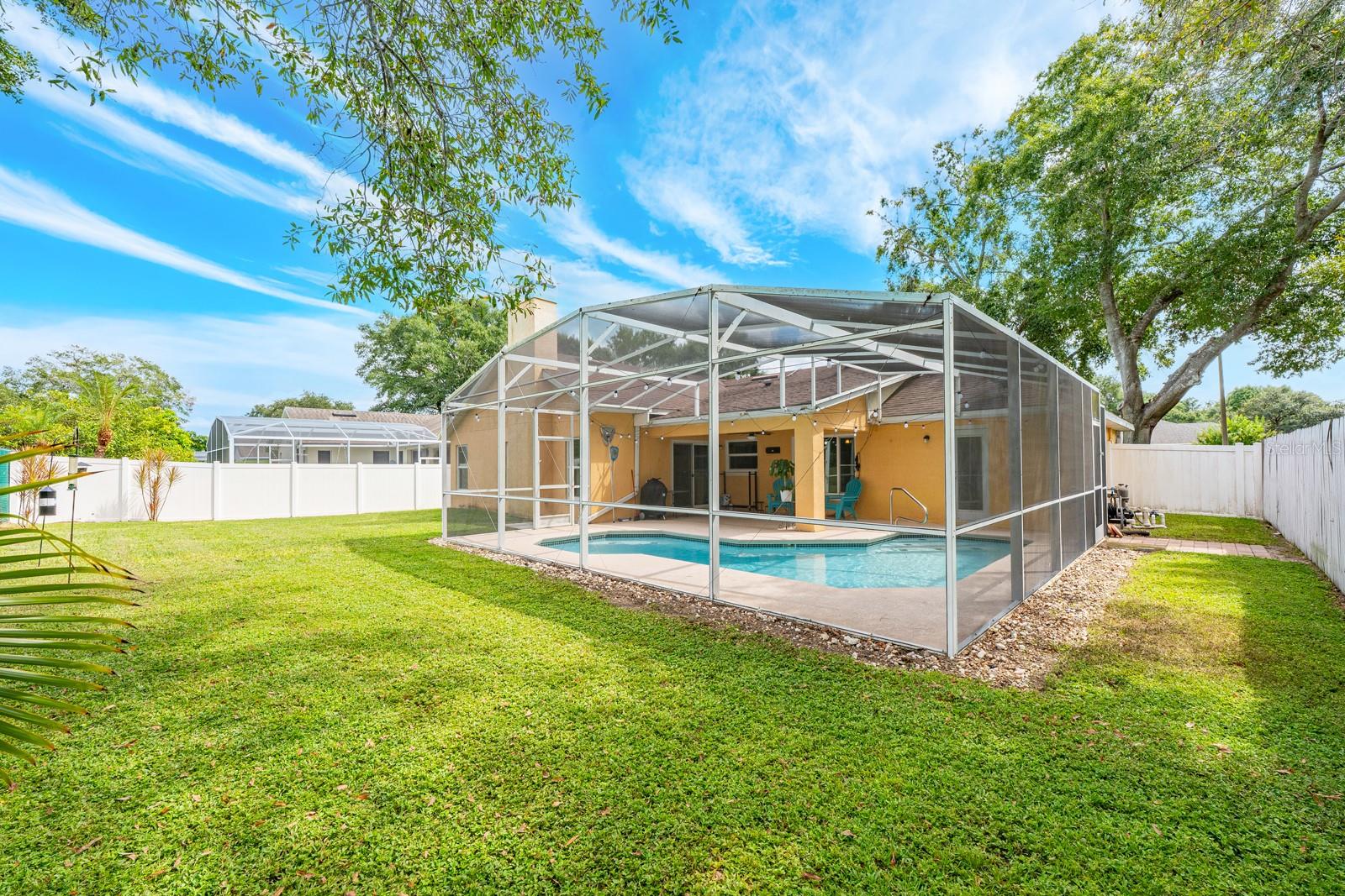 WATERSIDE - Residential