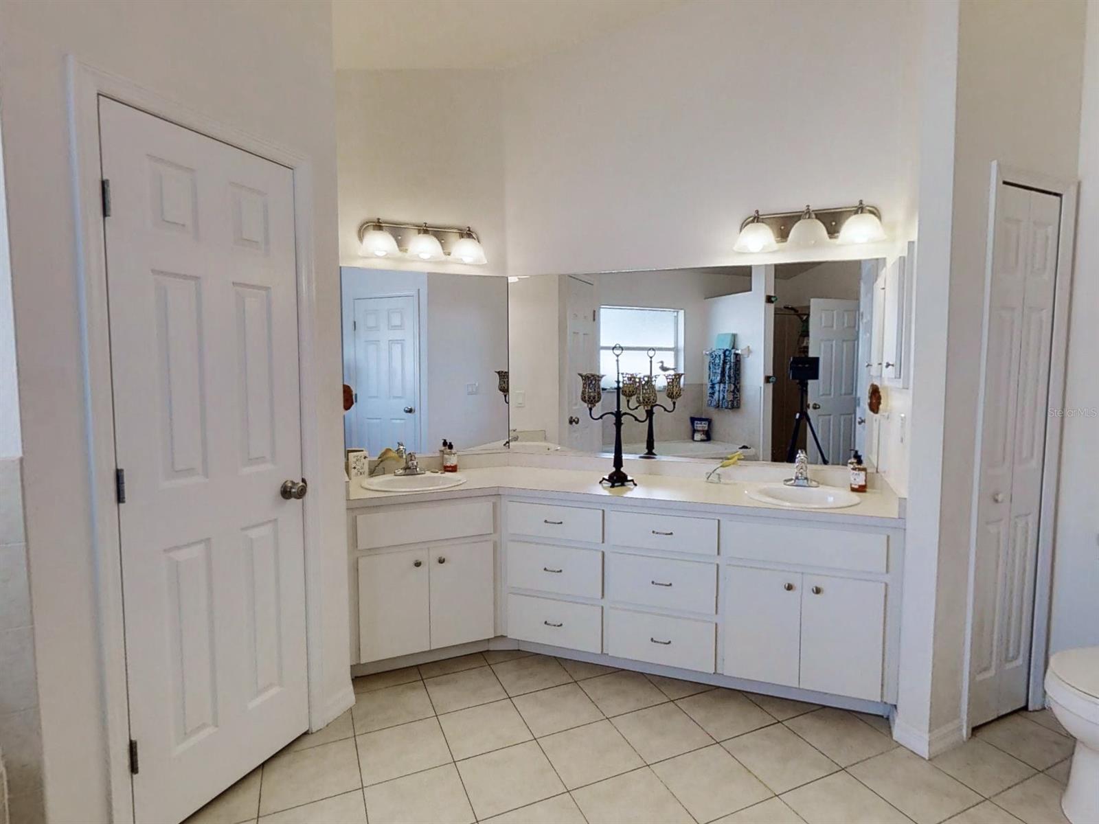 Indian Harbor Estates Unit 04 - Residential