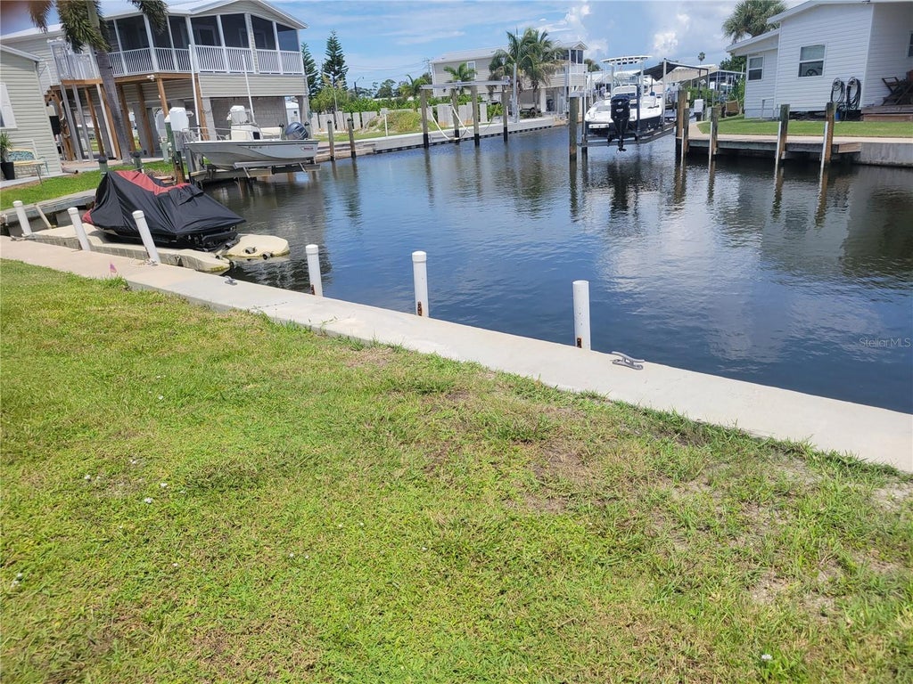 Photo of Venice, FL 34285 (MLS # A4704042)