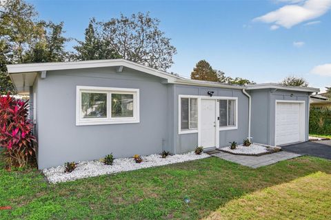 Photo of 1913 Ridgewood Drive, Clearwater, FL 33763 (MLS # TB8461335)